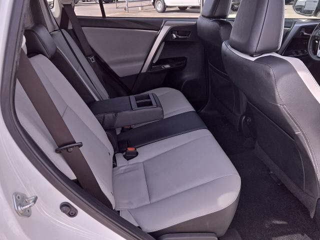 2018 Toyota RAV4 Vehicle Photo in NEDERLAND, TX 77627-8017