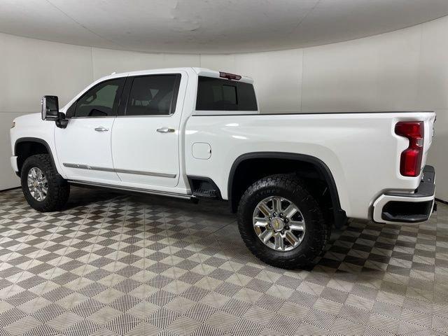 2024 Chevrolet Silverado 2500 HD Vehicle Photo in PHOENIX, AZ 85014-3381
