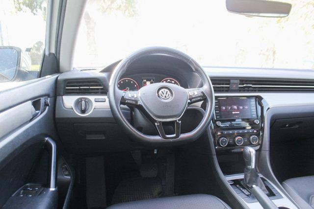 2020 Volkswagen Passat Vehicle Photo in HOUSTON, TX 77090