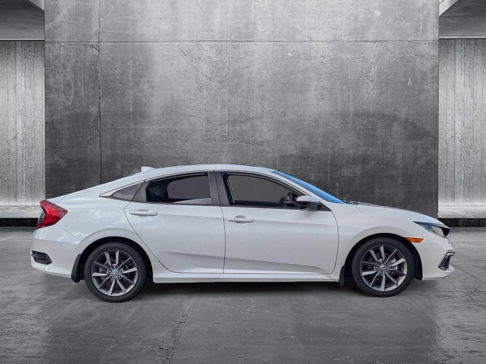 2019 Honda Civic Sedan Vehicle Photo in VALENCIA, CA 91355-1705