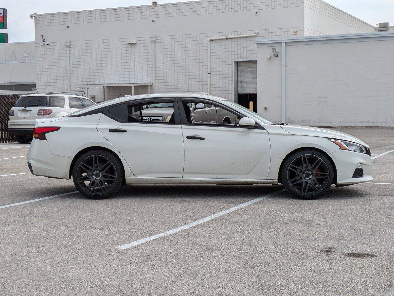 2020 Nissan Altima Vehicle Photo in Corpus Christi, TX 78415