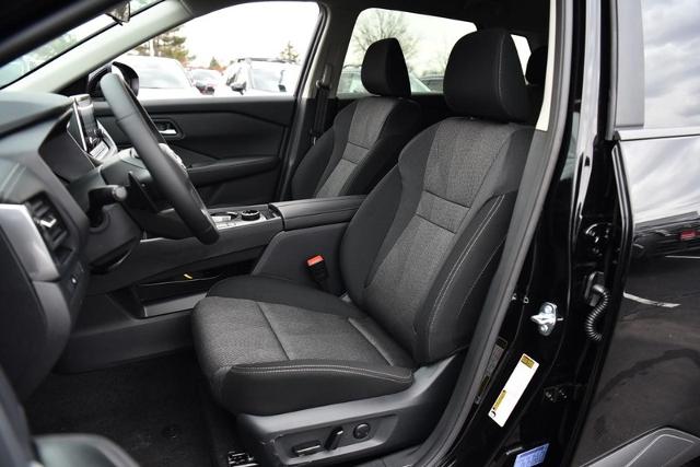 2025 Nissan Rogue Vehicle Photo in Ballwin, MO 63011