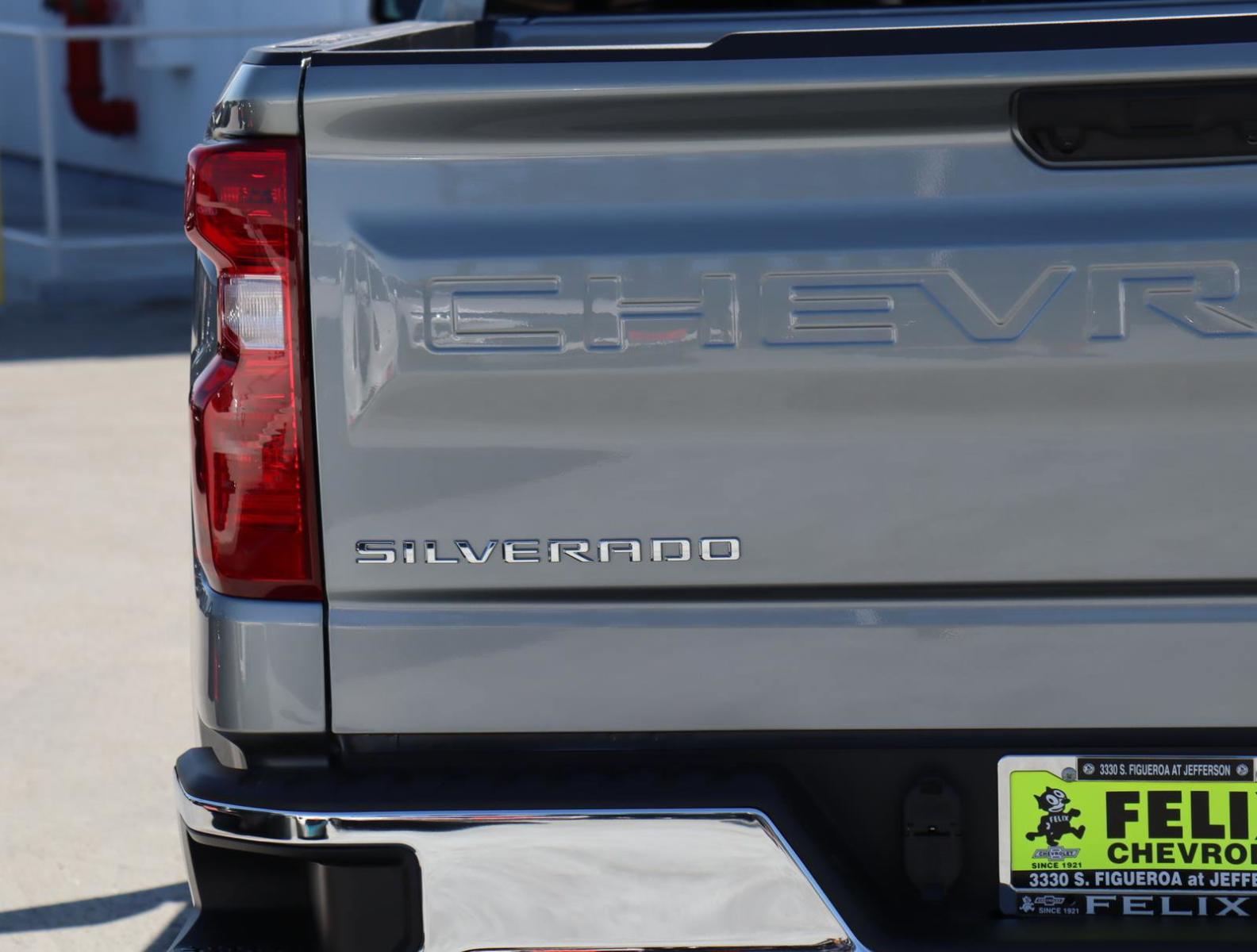 2025 Chevrolet Silverado 1500 Vehicle Photo in LOS ANGELES, CA 90007-3794