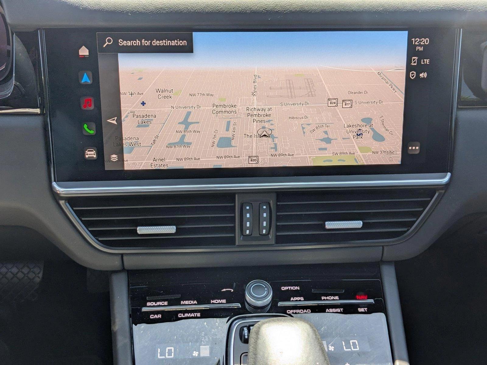 2022 Porsche Cayenne Vehicle Photo in PEMBROKE PINES, FL 33024-6534