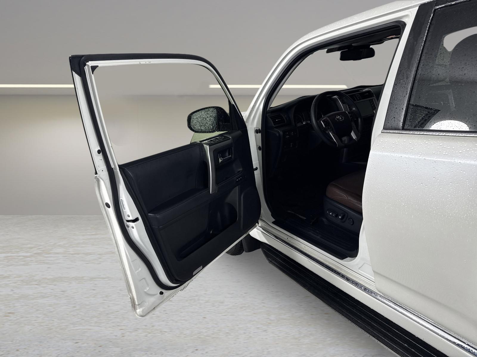 2020 Toyota 4Runner Vehicle Photo in GEORGETOWN, TX 78626-7508