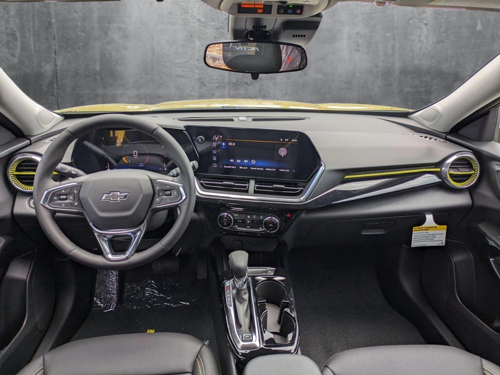 2025 Chevrolet Trax Vehicle Photo in GREENACRES, FL 33463-3207