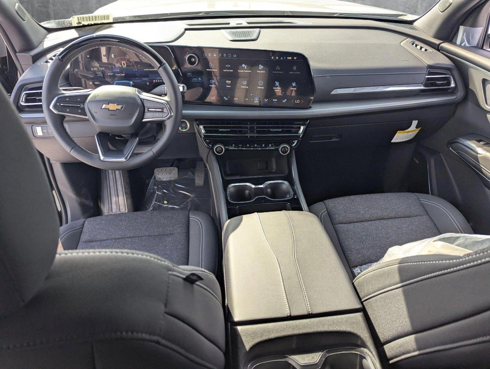 2025 Chevrolet Traverse Vehicle Photo in PEMBROKE PINES, FL 33024-6534