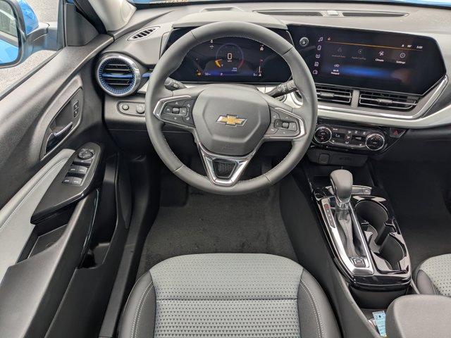 2025 Chevrolet Trax Vehicle Photo in BRUNSWICK, GA 31525-1881