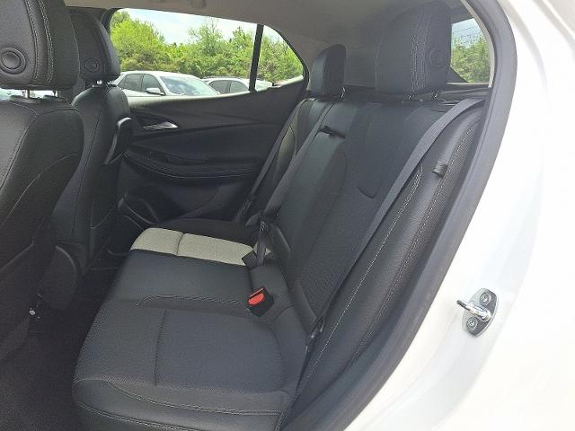 2022 Buick Encore GX Vehicle Photo in TREVOSE, PA 19053-4984