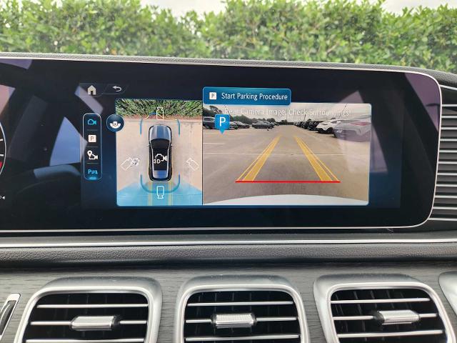 2025 Mercedes-Benz GLE Vehicle Photo in HOUSTON, TX 77079