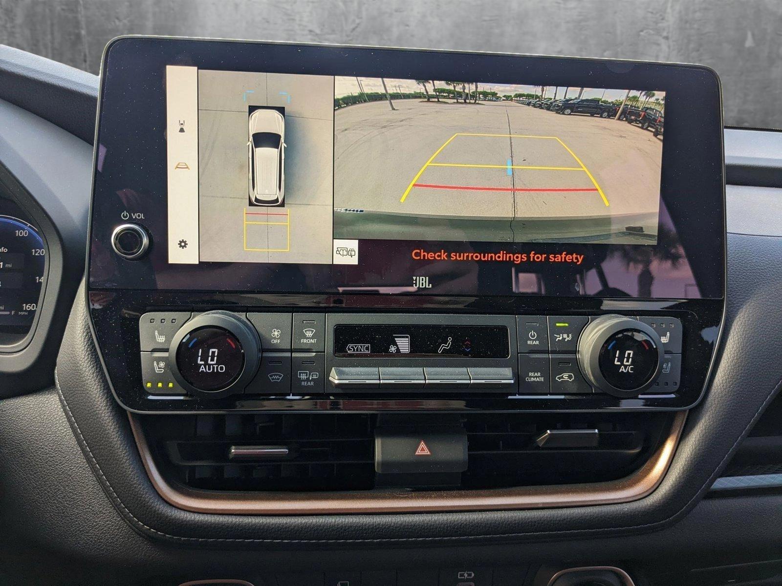 2024 Toyota Grand Highlander Vehicle Photo in Davie, FL 33331