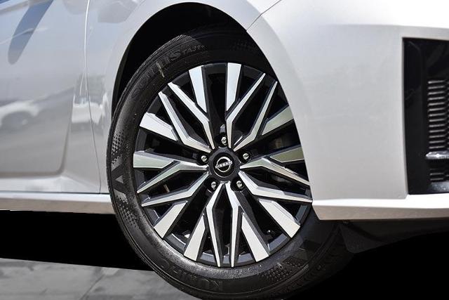 2024 Nissan Altima Vehicle Photo in Ballwin, MO 63011