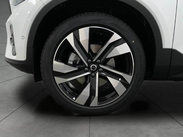 2025 Volvo XC40 Vehicle Photo in Appleton, WI 54913