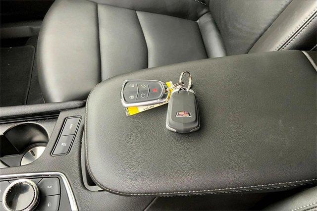2023 Cadillac XT6 Vehicle Photo in TOPEKA, KS 66609-0000