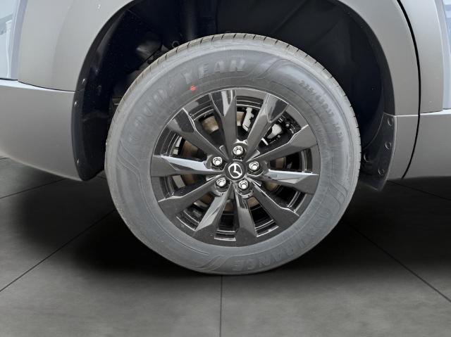 2025 Mazda CX-50 Hybrid Vehicle Photo in Green Bay, WI 54304