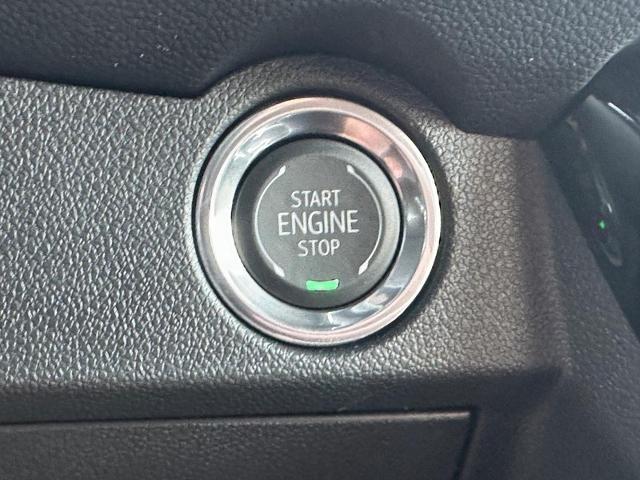 2025 Chevrolet Traverse Vehicle Photo in COLUMBIA, MO 65203-3903