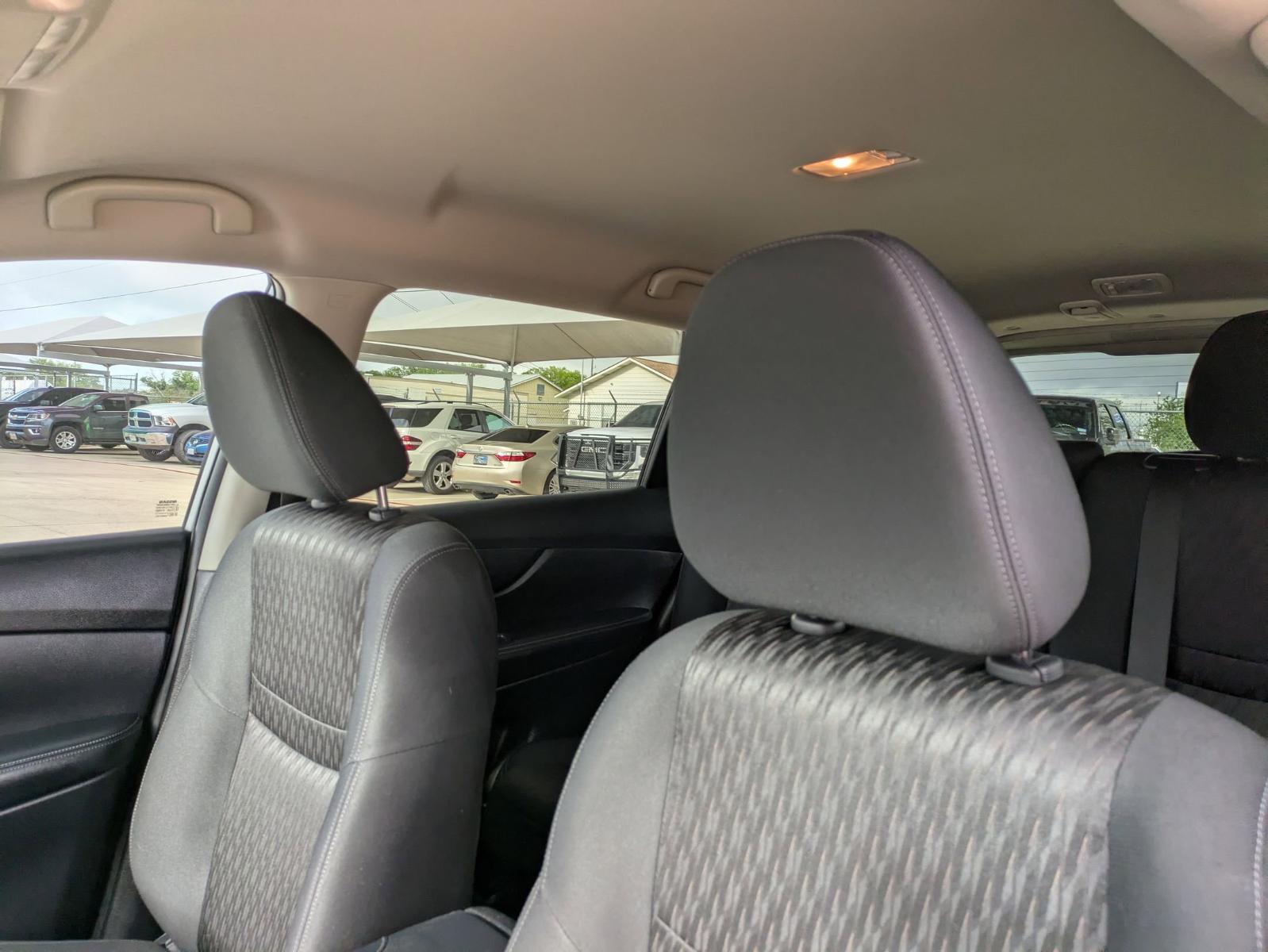 2018 Nissan Rogue Vehicle Photo in SELMA, TX 78154-1460