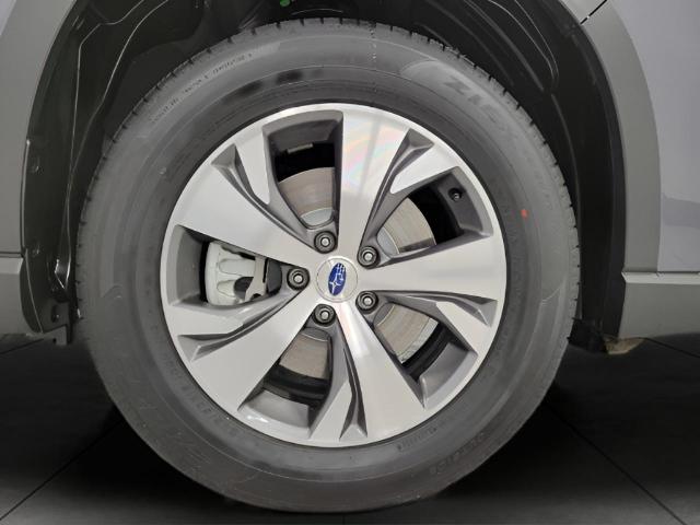 2024 Subaru Ascent Vehicle Photo in Green Bay, WI 54304