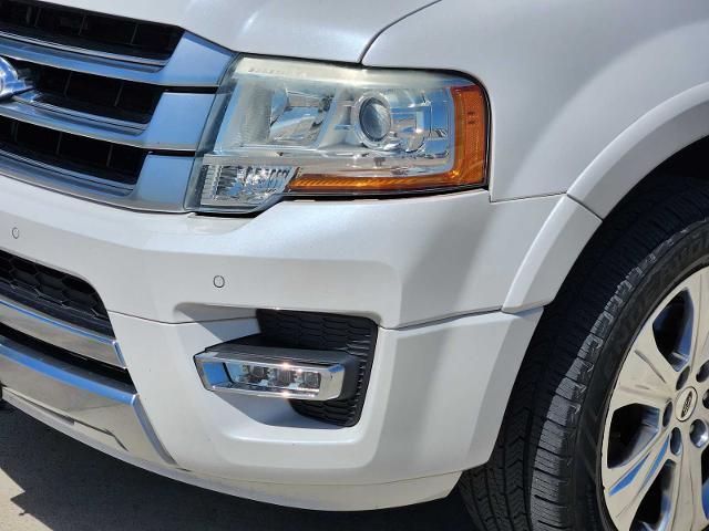 2015 Ford Expedition EL Vehicle Photo in DENTON, TX 76210-9321