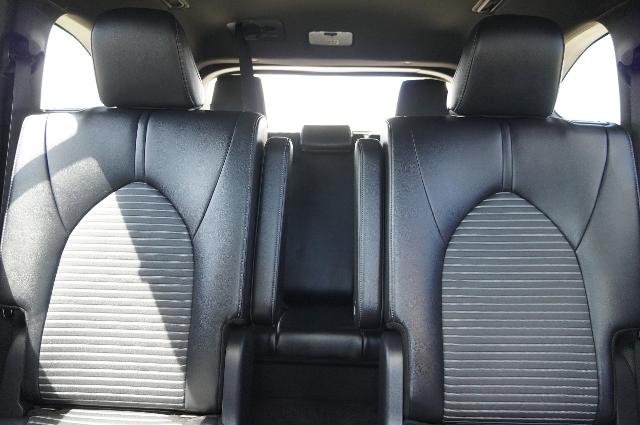 2024 Toyota Highlander Vehicle Photo in Riverdale, UT 84405