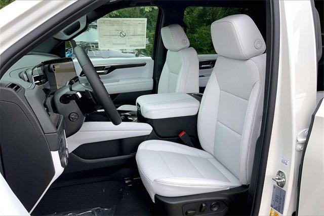 2025 Chevrolet Tahoe Vehicle Photo in KANSAS CITY, MO 64114-4502