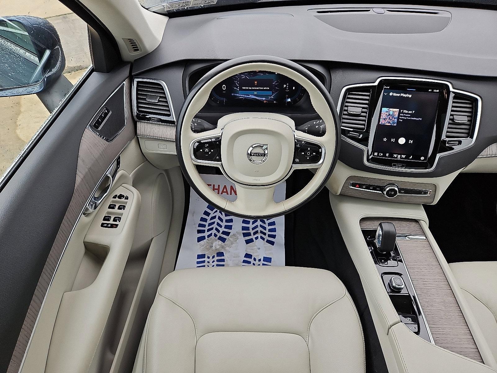 2023 Volvo XC90 Vehicle Photo in Trevose, PA 19053