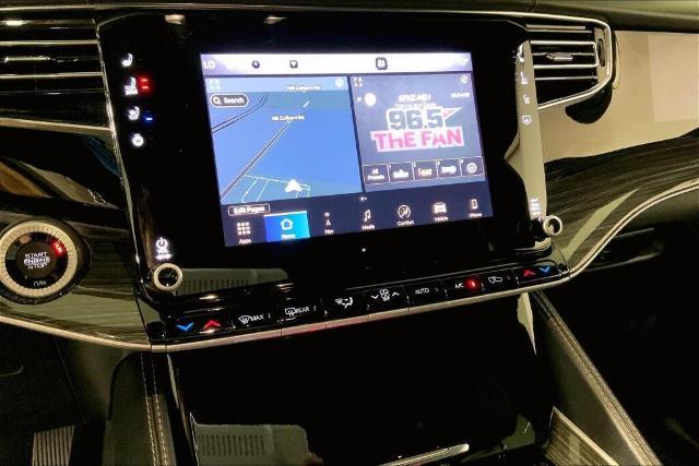 2022 Jeep Wagoneer Vehicle Photo in Kansas City, MO 64114