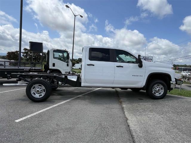 2024 Chevrolet Silverado 2500 HD Vehicle Photo in ALCOA, TN 37701-3235