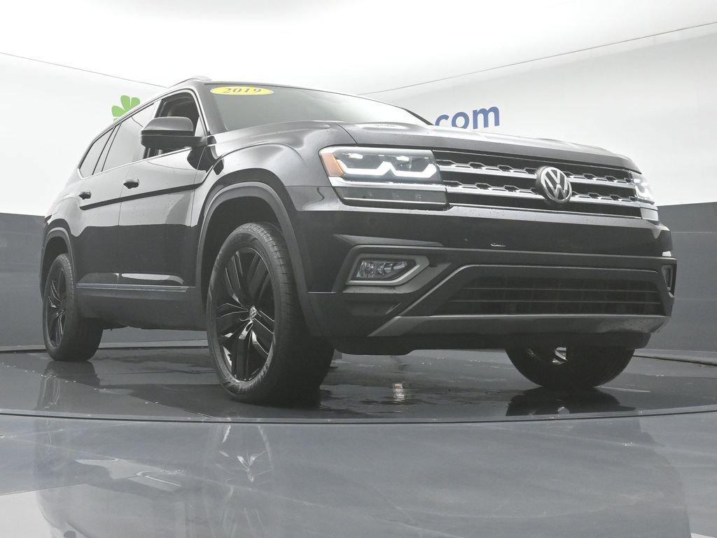 2019 Volkswagen Atlas Vehicle Photo in Marion, IA 52302