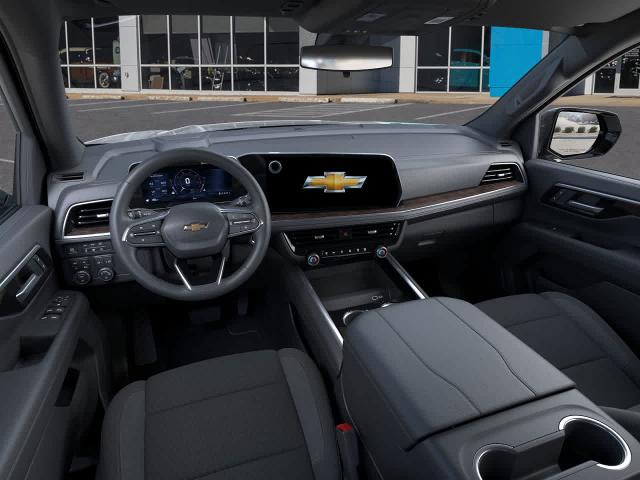 2025 Chevrolet Tahoe Vehicle Photo in MOON TOWNSHIP, PA 15108-2571