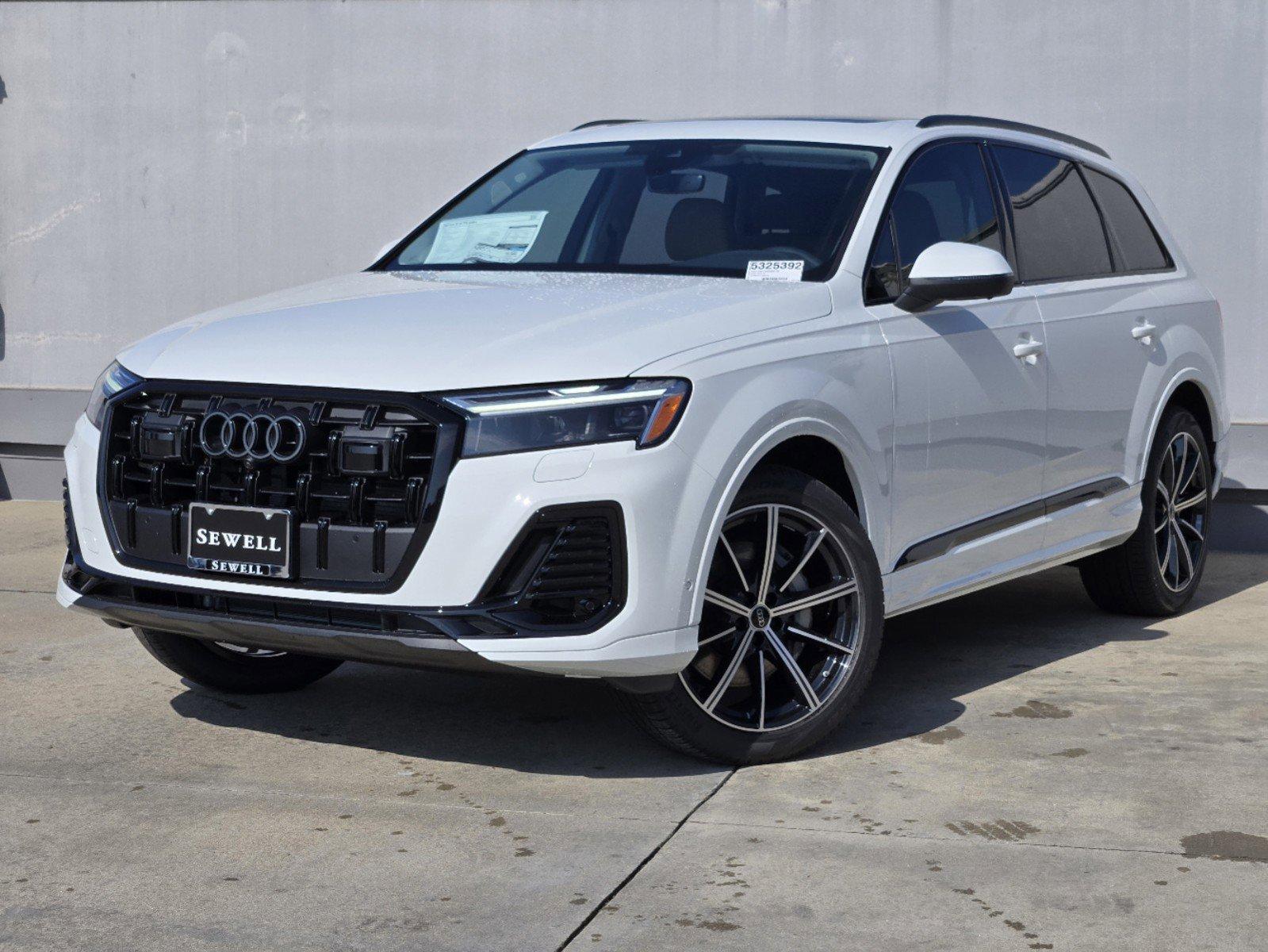 2025 Audi Q7 Vehicle Photo in SUGAR LAND, TX 77478