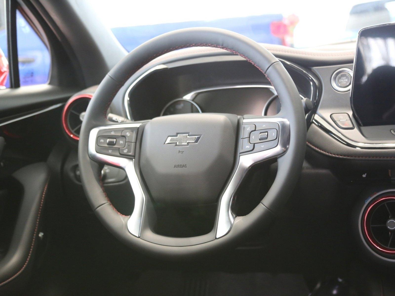 2025 Chevrolet Blazer Vehicle Photo in LOS ANGELES, CA 90007-3794