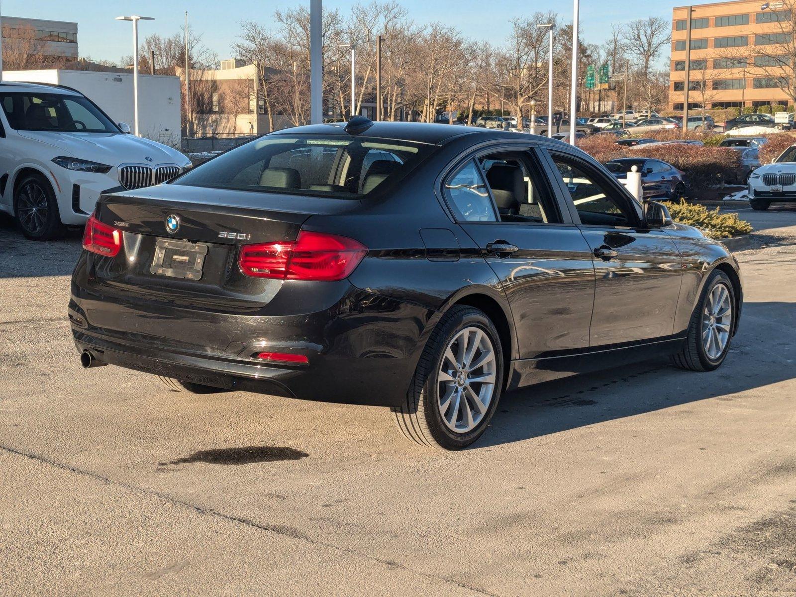 2018 BMW 320i xDrive Vehicle Photo in Towson, MD 21204