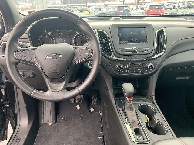 2022 Chevrolet Equinox Vehicle Photo in MOON TOWNSHIP, PA 15108-2571