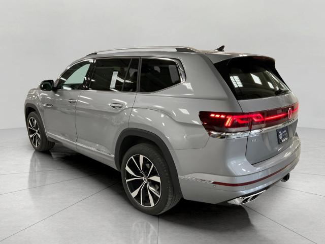 2024 Volkswagen Atlas Vehicle Photo in Oshkosh, WI 54904