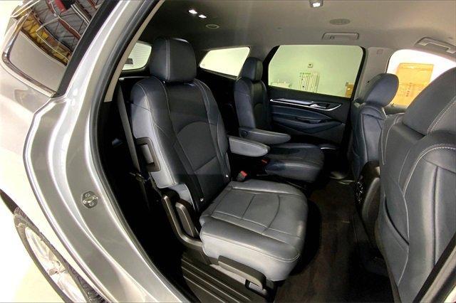 2021 Buick Enclave Vehicle Photo in TOPEKA, KS 66609-0000