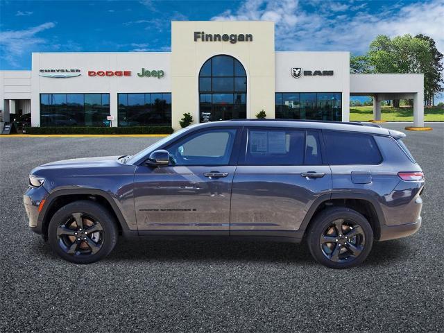 2024 Jeep Grand Cherokee L Vehicle Photo in ROSENBERG, TX 77471