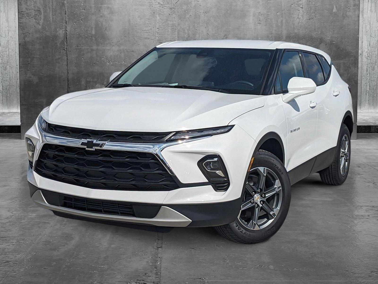 2025 Chevrolet Blazer Vehicle Photo in MIAMI, FL 33172-3015