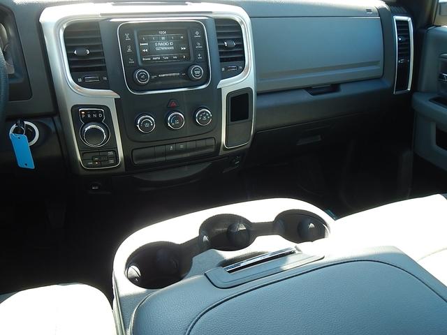 2020 Ram 1500 Classic Vehicle Photo in JASPER, GA 30143-8655