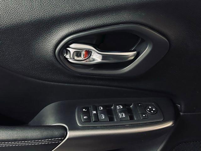 2020 Jeep Cherokee Vehicle Photo in MEDINA, OH 44256-9631