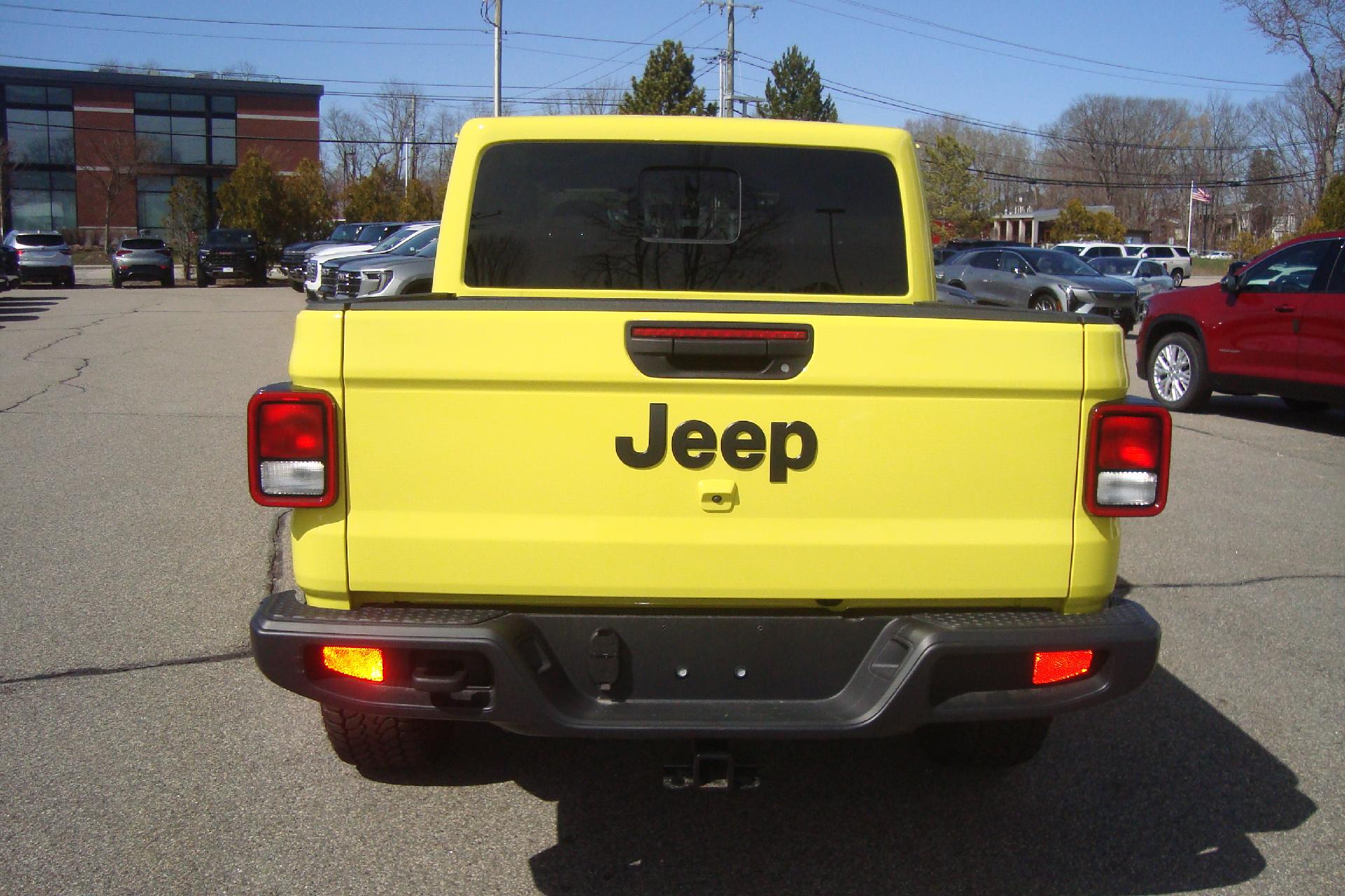 2024 Jeep Gladiator Vehicle Photo in PORTSMOUTH, NH 03801-4196