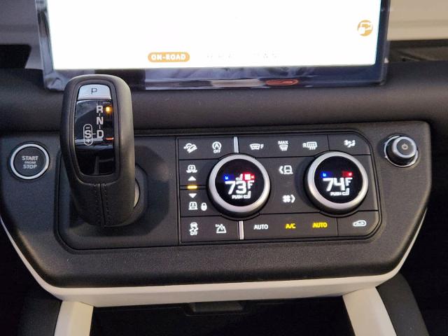 2025 Defender Vehicle Photo in AUSTIN, TX 78717