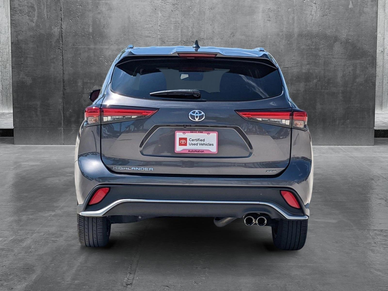 2021 Toyota Highlander Vehicle Photo in Davie, FL 33331