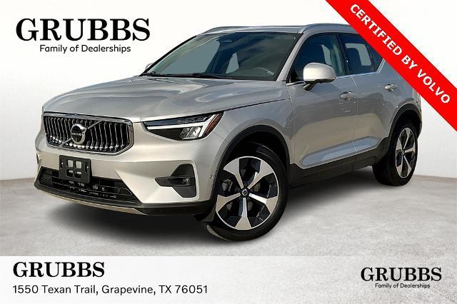 2025 Volvo XC40 Vehicle Photo in Grapevine, TX 76051