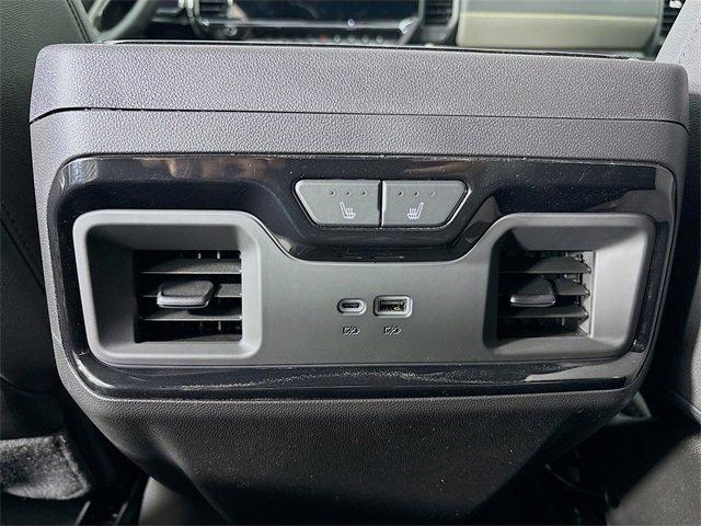 2025 Chevrolet Silverado 1500 Vehicle Photo in PUYALLUP, WA 98371-4149