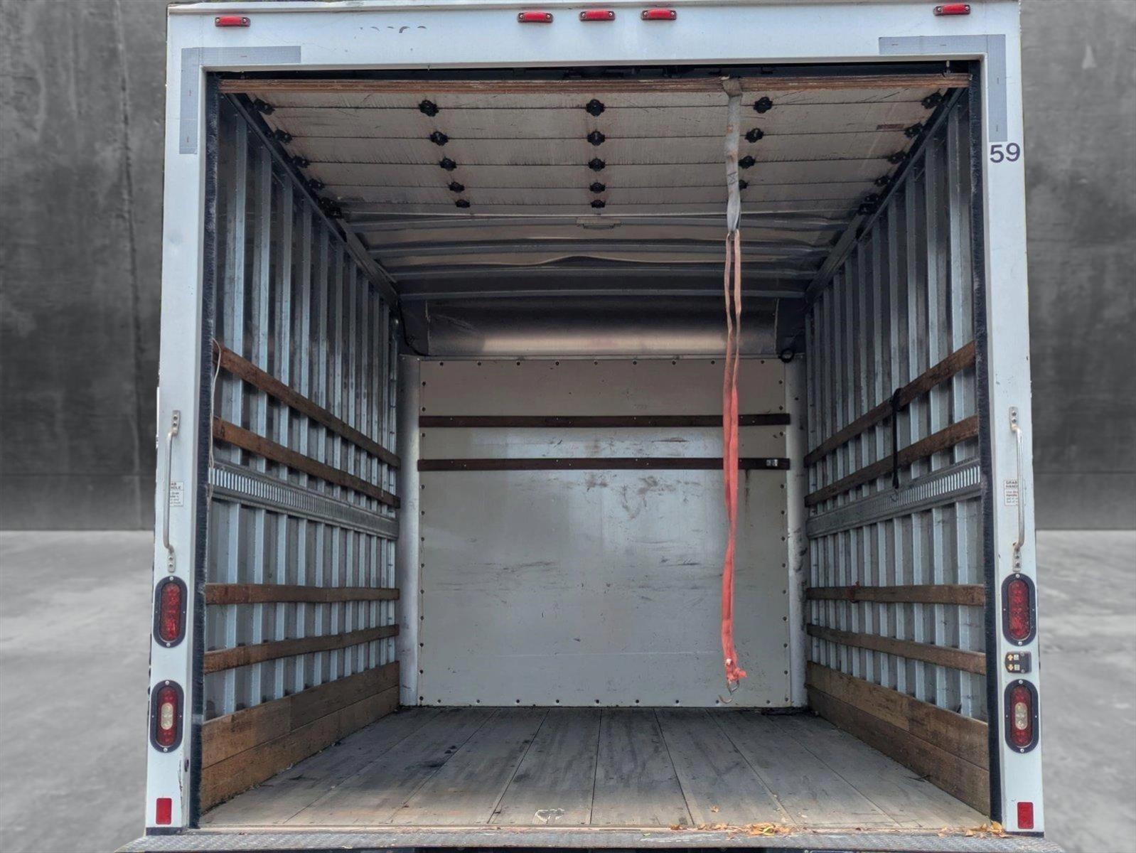 2020 Chevrolet Low Cab Forward 4500 HD Vehicle Photo in GREENACRES, FL 33463-3207