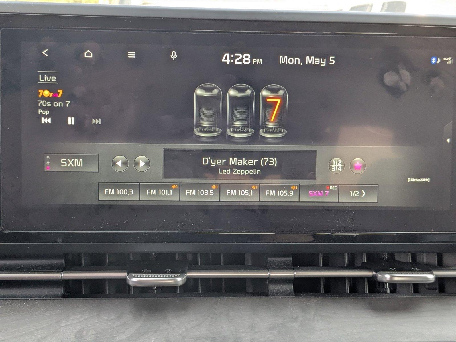 2022 Kia Carnival Vehicle Photo in St. Petersburg, FL 33713