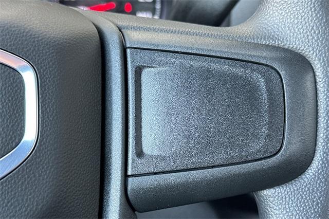 2025 GMC Sierra 1500 Vehicle Photo in ELK GROVE, CA 95757-8703
