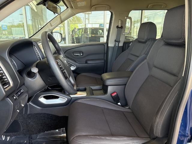 2022 Nissan Frontier Vehicle Photo in MANHATTAN, KS 66502-5036