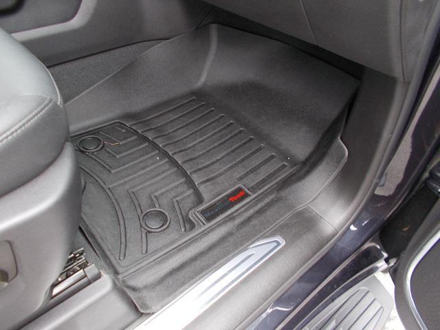 2023 GMC Sierra 1500 Vehicle Photo in LOWELL, MA 01852-4336